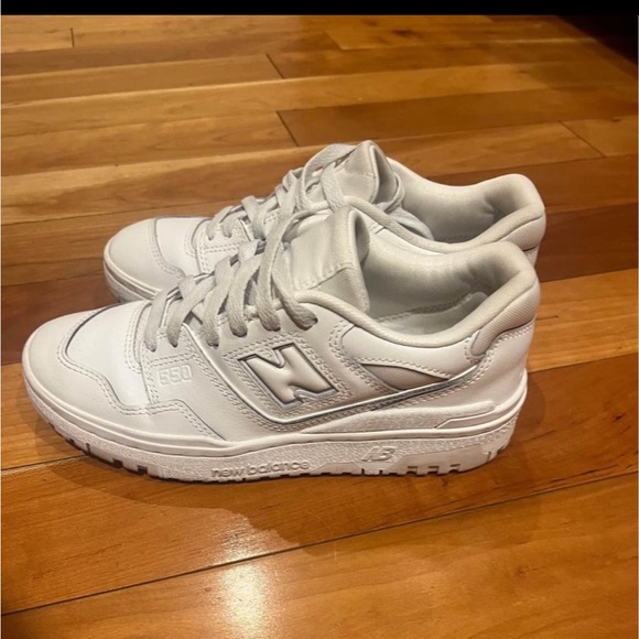 New balance 550 - Picture 1 of 3